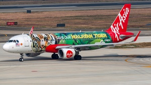 Photo of 9M-AQZ - Airbus A320-216 operated by AirAsia