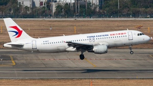 Photo of B-6871 - Airbus A320-214 operated by China Eastern Airlines