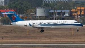 Photo of B-652M - COMAC C909 operated by China Southern Airlines