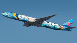 Photo of B-2007 - Boeing 777-31B(ER) operated by China Southern Airlines