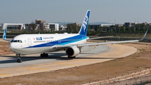 JA623A - Boeing 767-381(ER)