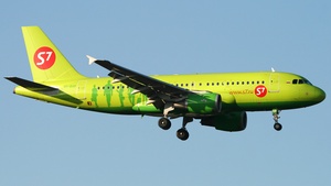 Photo of VP-BHP - Airbus A319-114 operated by S7 Airlines