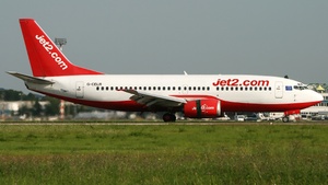 Photo of G-CELR - Boeing 737-330(QC) operated by Jet2