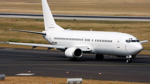 Photo of D-ABRF - Boeing 737-4Q8 operated by BremenFly