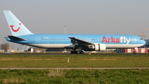 Photo of PH-AHQ - Boeing 767-383(ER) operated by Arkefly