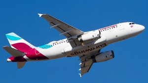 Photo of D-AGWO - Airbus A319-132 operated by Eurowings