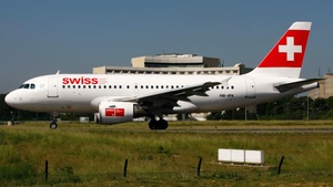 Photo of HB-IPX - Airbus A319-112 operated by Swiss International Air Lines
