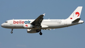 Photo of F-ORAE - Airbus A320-233 operated by Belle Air