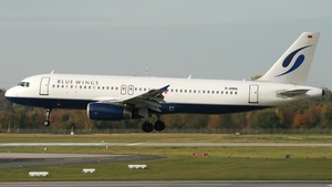 Photo of D-ANNA - Airbus A320-233 operated by Blue Wings