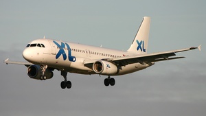 Photo of D-AXLA - Airbus A320-232 operated by XL Airways Germany