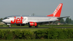 Photo of G-CELU - Boeing 737-377 operated by Jet2