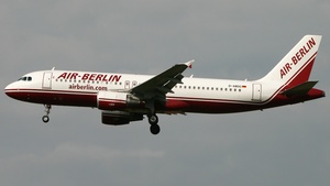 Photo of D-ABDG - Airbus A320-214 operated by Air Berlin