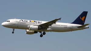 Photo of EI-DSL - Airbus A320-216 operated by Air One
