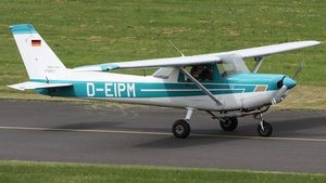 Photo of D-EIPM - Reims-Cessna F152 II operated by Fliegerverein München
