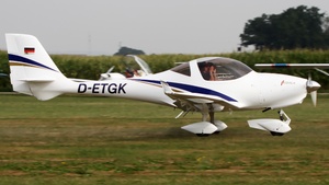 Photo of D-ETGK - Aquila A210 operated by Private