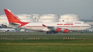 Photo of VT-ESM - Boeing 747-437 operated by Air India
