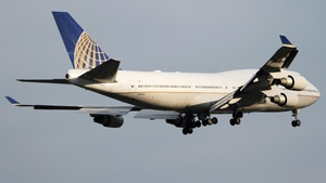 Photo of N105UA - Boeing 747-451 operated by United Airlines