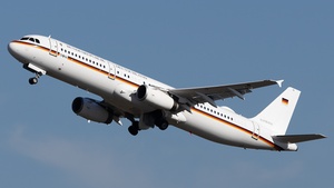 Photo of 15+04 - Airbus A321-231 operated by German Air Force