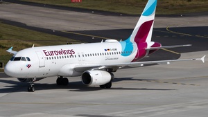 Photo of D-AGWB - Airbus A319-132 operated by Eurowings