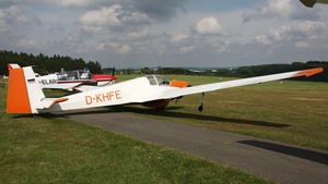 Photo of D-KHFE - Scheibe SF 25B Falke operated by Luftsport-Club Dümpel