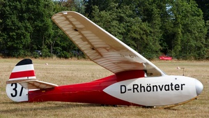 Photo of D-7059 - Schleicher Ka 3 Rhönbussard operated by Oldtimer Segelflugclub Wasserkuppe