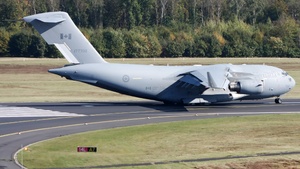 Photo of 177702 - Boeing CC-177 Globemaster III operated by Royal Canadian Air Force