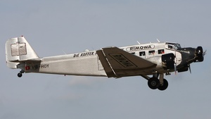 Photo of HB-HOY - CASA 352A-3 [Junkers Ju 52] operated by Verein der Freunde historischer Luftfahrzeuge