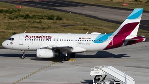 Photo of D-AGWU - Airbus A319-132 operated by Eurowings