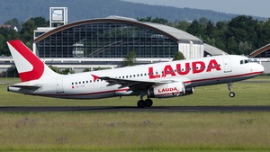 Photo of 9H-IHH - Airbus A320-232 operated by Lauda Europe