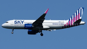 Photo of SX-GNA - Airbus A320-251N operated by Sky Express