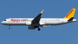 Photo of TC-RFV - Airbus A321-251NX operated by Pegasus Airlines
