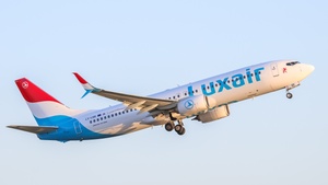 Photo of LX-LBB - Boeing 737-86J operated by Luxair