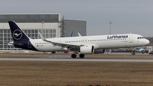 Photo of D-AIEC - Airbus A321-271NX operated by Lufthansa
