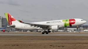 Photo of CS-TOP - Airbus A330-202 operated by TAP Air Portugal