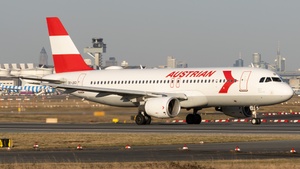Photo of OE-LBO - Airbus A320-214 operated by Austrian Airlines