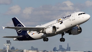 Photo of D-AILU - Airbus A319-114 operated by Lufthansa