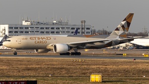 A6-DDF - Boeing 777-F