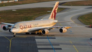 Photo of A7-APH - Airbus A380-861 operated by Qatar Airways