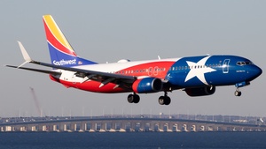 Photo of N8660A - Boeing 737-8H4 operated by Southwest Airlines