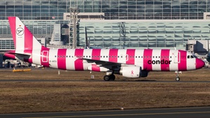 Photo of D-AICS - Airbus A320-214 operated by Condor