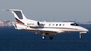 Photo of N467QS - Embraer Phenom 300 operated by NetJets