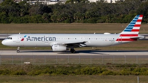 Photo of N922US - Airbus A321-231 operated by American Airlines