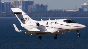 Photo of N420LR - Honda HA-420 HondaJet operated by American Air Charter