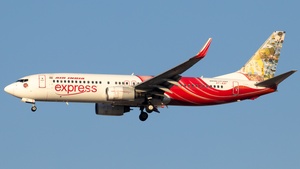 Photo of VT-AXI - Boeing 737-8HG operated by Air India Express