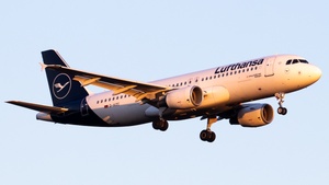 D-AIZC - Airbus A320-214