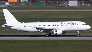 9H-MLL - Airbus A320-214