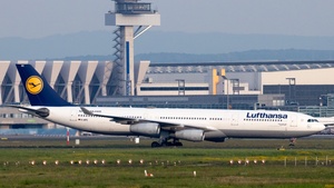 D-AIFC - Airbus A340-313