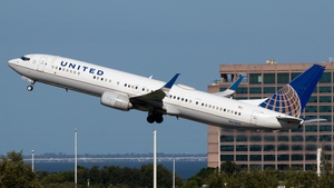 Photo of N62895 - Boeing 737-924(ER) operated by United Airlines