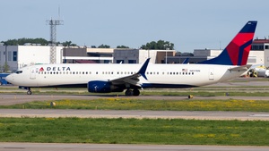 Photo of N897DN - Boeing 737-932(ER) operated by Delta Air Lines