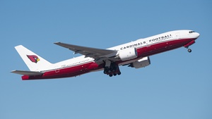 Photo of N777AZ - Boeing 777-232(ER) operated by Arizona Cardinals